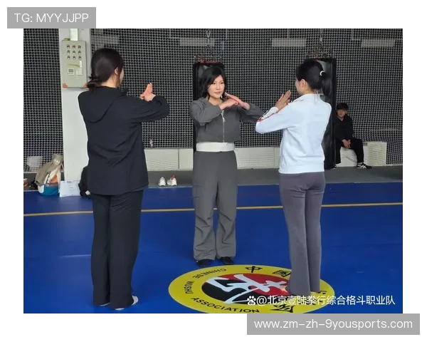 国际拳击裁判在执法中采用即时视频复核与医学意见提升判罚准确性 国际拳击裁判在执法中采用即时视频复核与医学意见提升判罚准确性